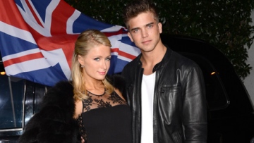 Photo: ${params.title}