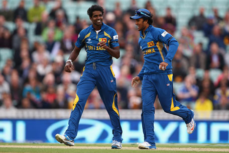 Shaminda Eranga of Sri Lanka celebrates taking the wicket of Ian Bell of England during the ICC Champions Trophy Group A match at The Oval on June 13, 2013 in London, England. (GETTY)