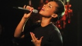 Photo: Alicia Keys: I struggle with self-worth