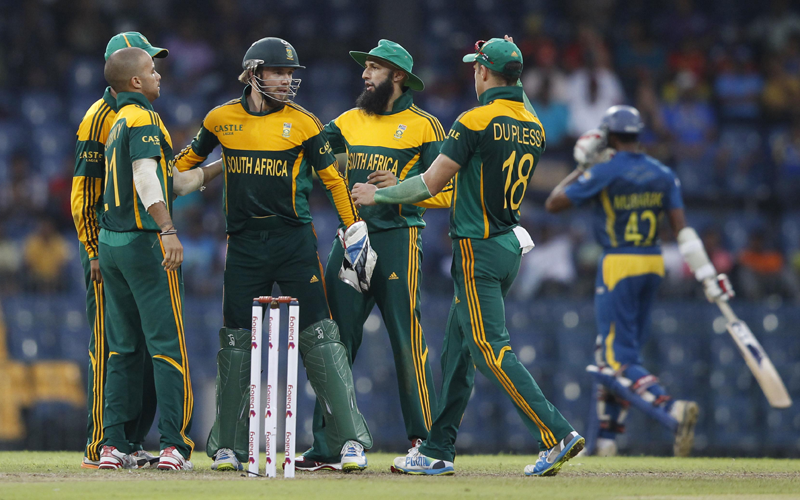The farewell message to the South Africans from their Sports Minister Fikile Mbalula was to not become "a bunch of losers", which AB de Villiers took as government pressure to win. (REUTERS)