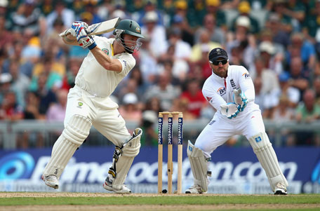 Chris Rogers of Australia bats as Matt Prior of England keeps wicket during day one of the 3rd Investec Ashes Test at Old Trafford Cricket Ground on August 1, 2013 in Manchester, England. (GETTY)
