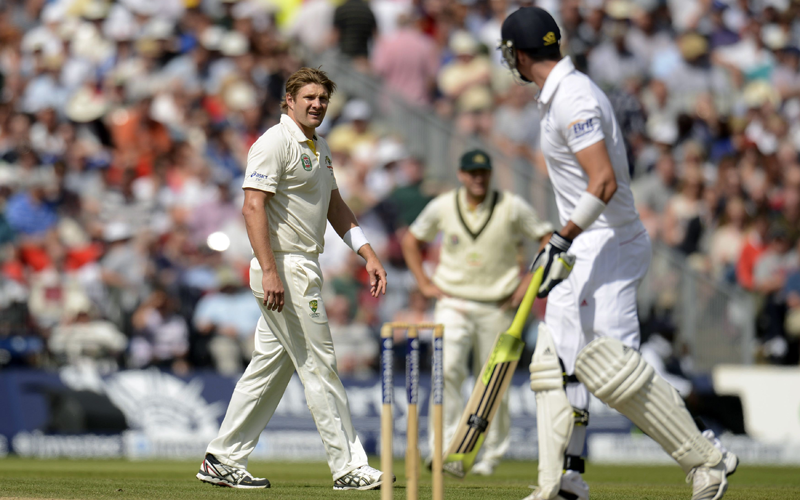 Australia's Shane Watson (L) looks at England's Kevin Pietersen after a failed LBW appeal during the third Ashes cricket test match at Old Trafford cricket ground in Manchester August 3, 2013. (REUTERS)