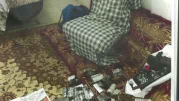 Photo: ${params.title}