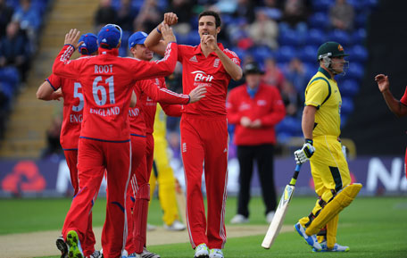 England bowler Steven Finn celebrates after taking the wicket of Aaron Finch during the 4th NatWest Series ODI at SWALEC Stadium on September 14, 2013 in Cardiff, Wales. (GETTY)