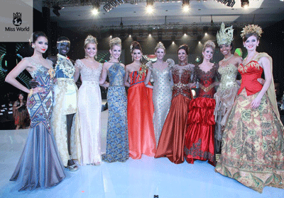 The Top 10 in the Top Model categor at Miss World. (From left) Miss Philippines, Megan Young; Miss South Sudan, Modong Manuela Mogga; Miss England, Kirsty Heslewood; Miss United States, Olivia Jordan; Miss Cyprus, Kristy Marie Agapioy; Miss Italy, Sarah Baderna; Miss France, Marine Lorphelin; Miss Brazil, Sancler Frantz Konzen, Miss Cameroon, Denise Valerie Ayena and Miss Ukranie Anna Zaiachkivska. (Source: missworld.com)