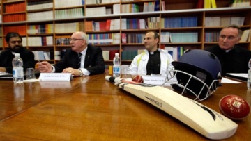 Photo: ${params.title}