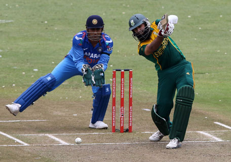 Hashim Alma gets to his 50 runs during the 2nd Momentum ODI match between South Africa and India at Sahara Stadium Kingsmead on December 08, 2013 in Durban, South Africa. (GETTY)