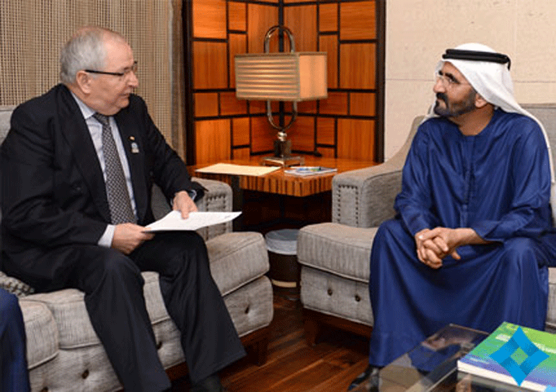 Sheikh Mohammed bin Rashid receiving Dr. Klaus Topfer on Tuesday.