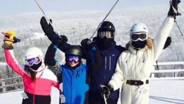 Photo: ${params.title}