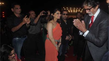 Photo: ${params.title}