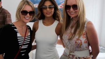 Photo: ${params.title}