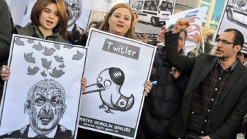 Photo: ${params.title}