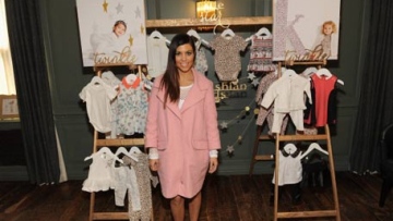 Photo: ${params.title}