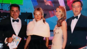 Photo: ${params.title}