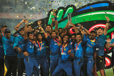 Sri Lanka's players celebrate with the trophy after winning the ICC Twenty20 World Cup cricket title after beating India at the Sher-E-Bangla National Cricket Stadium in Dhaka April 6, 2014. (REUTERS)