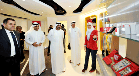 Sheikh Ahmed tours Emirates Official Store at The Dubai Mall (Supplied)