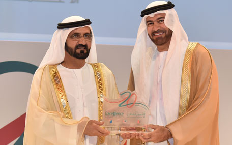 His Highness Sheikh Mohammed bin Rashid Al Maktoum honours the founders and coordinators of the Dubai Quality Award (Wam)