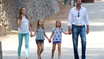 Photo: ${params.title}