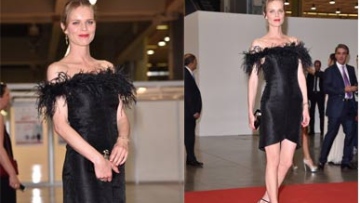 Photo: ${params.title}