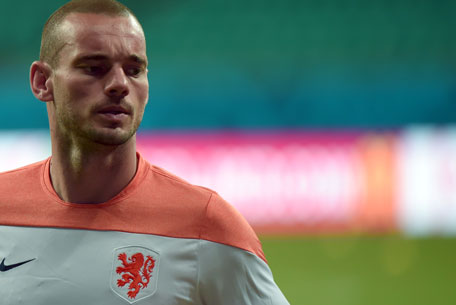 Netherlands' midfielder Wesley Sneijder takes part in a team training session at the Fonte Nova Arena in Salvador on June 12, 2014, on the eve of the Group B football match between Spain and Netherlands in the 2014 FIFA World Cup. (AFP)
