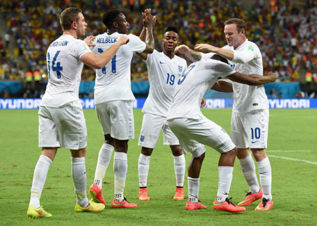 Daniel Sturridge (second right) of England celebrates scoring his team's first goal with his team mates during the 2014 FIFA World Cup Brazil Group D match between England and Italy at Arena Amazonia on June 14, 2014 in Manaus, Brazil. (GETTY)