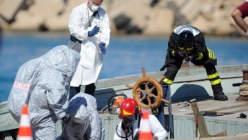 Photo: ${params.title}