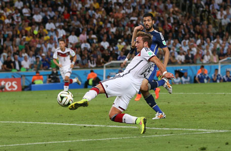 Mario Gotze of Germany scores during the 2014 World Cup final match between Germany and Argentina at The Maracana Stadium on July 13, 2014 in Rio de Janeiro, Brazil. (GETTY)