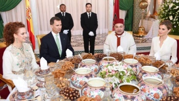 Photo: ${params.title}