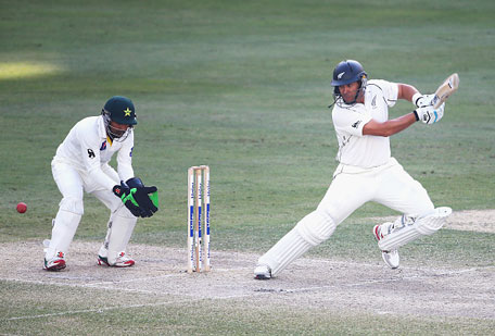 Ross Taylor of New Zealand bats during day four of the second Test between Pakistan and New Zealand at Dubai International Stadium on November 20, 2014 in Dubai, United Arab Emirates. (Getty)