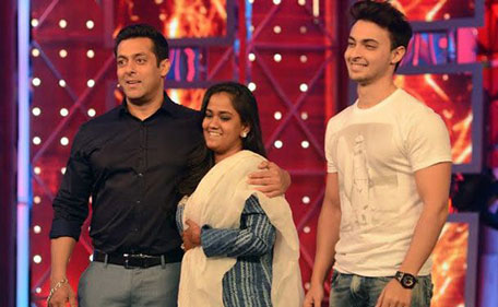 Bollywood actor Salman Khan's newly wed sister Arpita Khan and her husband Ayush Sharma visited the sets of reality show 'Bigg Boss 8'. (Supplied)