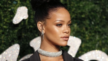 Photo: ${params.title}