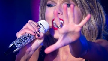 Photo: ${params.title}