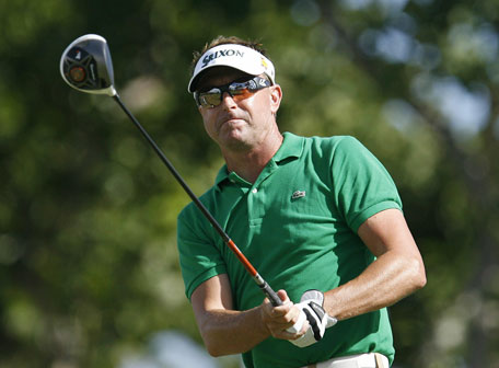 Robert Allenby of Australia follows his drive off the 18th tee during the first round of the Sony Open golf tournament in Honolulu, Hawaii in this file photo taken January 10, 2013. (Reuters)