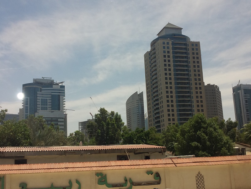 Tecom residential area along Sheikh Zayed Road (Eudore)