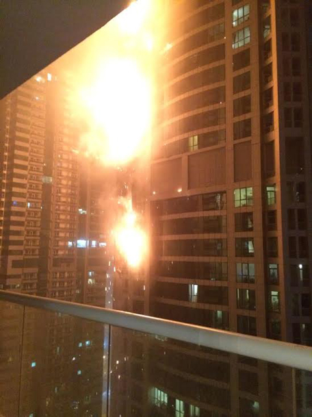Fire that broke out at about 2am in the 86-storey Torch tower. (Supplied)