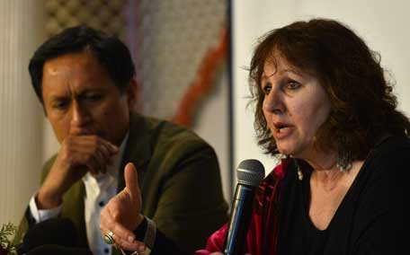 Leslee Udwin (R), director of the documentary 'India's Daughter', gestures during a press conference alongside her co-producer Indian TV journalist Dibang (L) in New Delhi on March 3, 2015. One of the men convicted of the gang-rape and murder of an Indian student that shocked the world has said he blames the victim for "roaming around at night". The comments are made in a documentary to be screened on International Women's Day. (AFP)