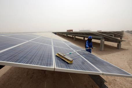 Dubai Electricity Water Authority Dewa Al Tayer Inaugurates 1mw Solar Panel Plant At Emirates Modern Poultry