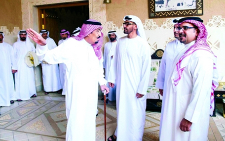 The Custodian of the Two Holy Mosques, King Salman bin Abdul Aziz of Saudi Arabia, received at Al Auja (Dera'iya) Palace General Sheikh Mohamed bin Zayed Al Nahyan, Crown Prince of Abu Dhabi and Deputy Supreme Commander of the UAE Armed Forces. (Wam)