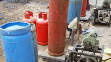 Photo: ${params.title}