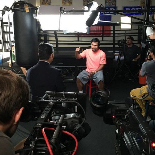 Manny gives the press a workout. (emmanuelpacquiao @ Instagram)