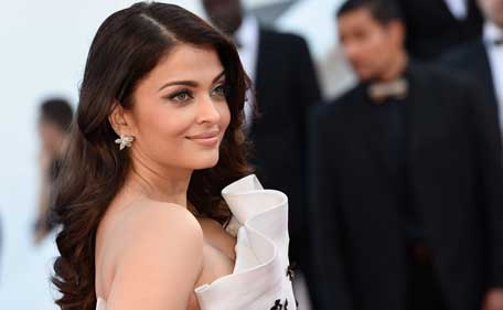 Indian actress Aishwarya Rai Bachchan poses as she arrives for the screening of the film 'Youth' at the 68th Cannes Film Festival in Cannes, southeastern France, on May 20, 2015. (AFP)
