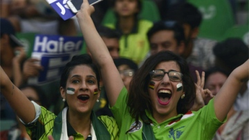 Photo: ${params.title}