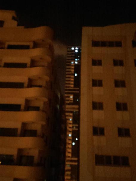 Less than 24 hours after a fire broke out in a car park of a residential tower in Al Nahda Sharjah, authorities have confirmed a second blaze that erupted in the neighbourhood in the morning on Wednesday. (Images: Twitter by AW)