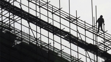 Photo: Midday break rule ends today