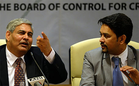 Board of Control for Cricket in India (BCCI) president Shashank Manohar (left) answers questions, as secretary Anurah Thakur looks on, after taking charge at the Indian cricket board's headquarters at the Wankhede stadium in Mumbai on October 4, 2015. (AFP)