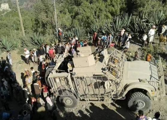 Resistance in Taiz has taken delivery of armoured vehicles and other defense equipment supplied by the Saudi-led coalition. (Masdar Online)