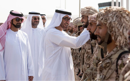 Sheikh Mohamed bin Zayed Al Nahyan meets the troops. (Wam)