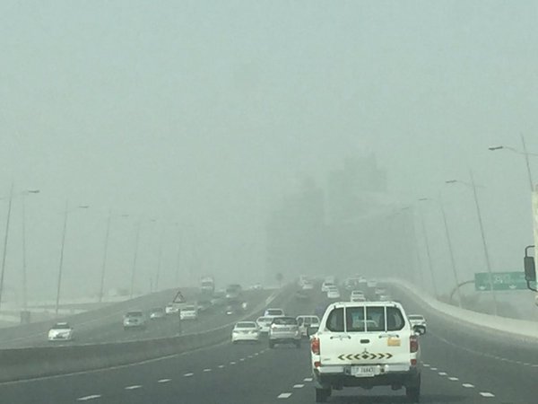 The sandstorm brewing today in Dubai. (Jumangzkie@ Twitter)