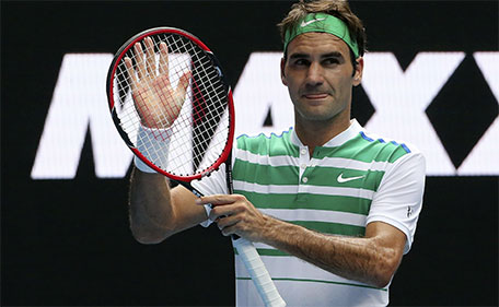 Switzerland's Roger Federer celebrates after winning his second round match against Ukraine's Alexandr Dolgopolov at the Australian Open tennis tournament at Melbourne Park, Australia, January 20, 2016. (Reuters)