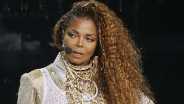 Photo: ${params.title}